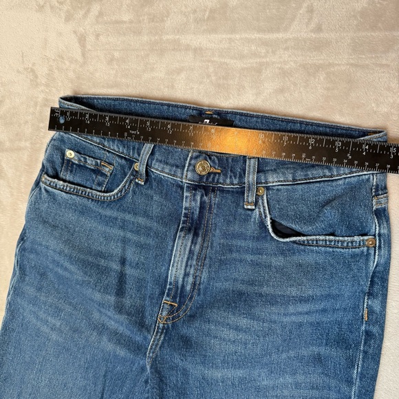 7 For All Mankind Logan Straight Leg Jeans | Women’s Size 30 - Picture 7 of 10